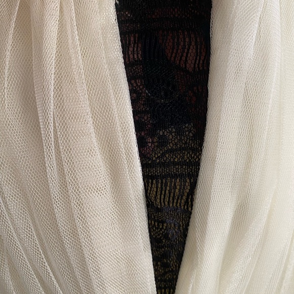 A. Drea sz S Off-White with Black Trim Strapless Tulle Dress with Lace Accents - Picture 4 of 8